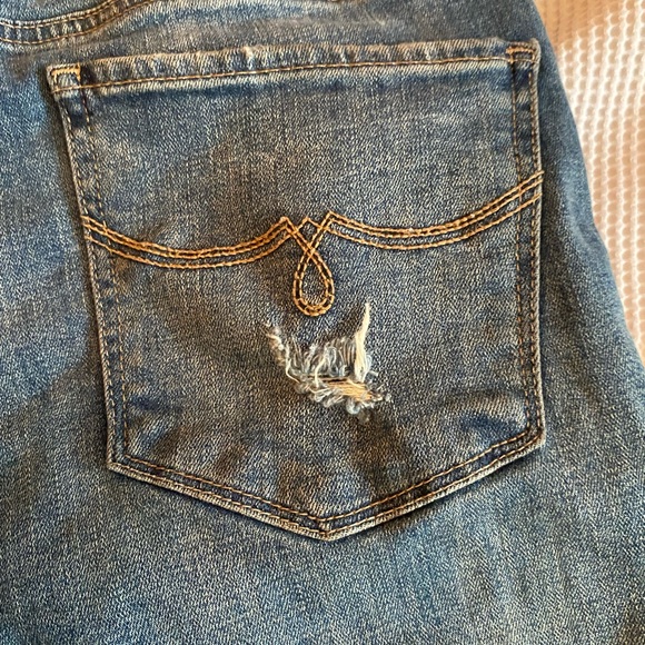 Lolita Skinny Distressed Lucky Brand Jeans. Size 28. - Picture 14 of 15
